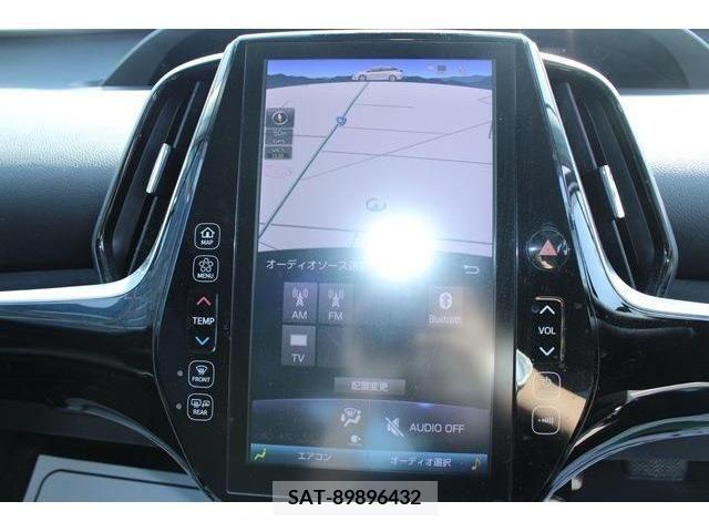 Toyota PRIUS PHV 2017-03 236001-1