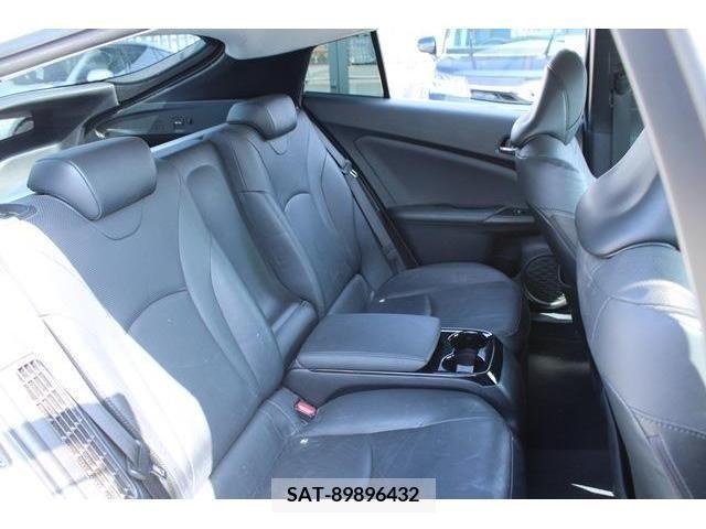 Toyota PRIUS PHV 2017-03 236001-13