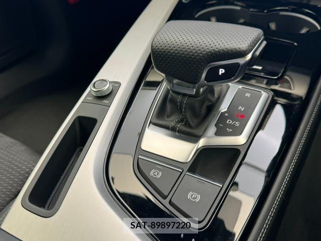 Audi A4 2022-10 263633-12