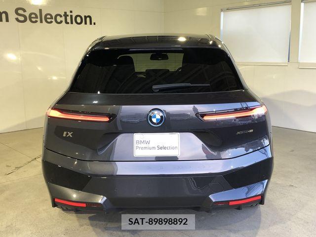 Bmw IX 2022-02 221432-19