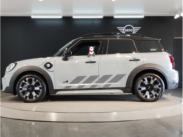 Bmw MINI 2022-07 13885-1