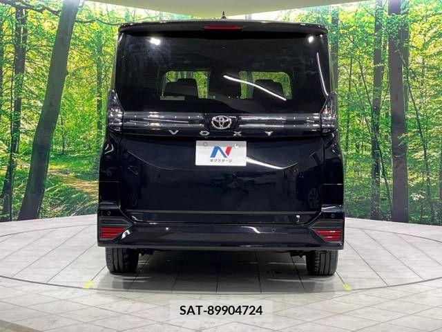 Toyota VOXY 2023-05 289280-16