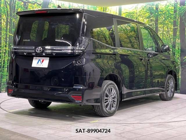 Toyota VOXY 2023-05 289280-18