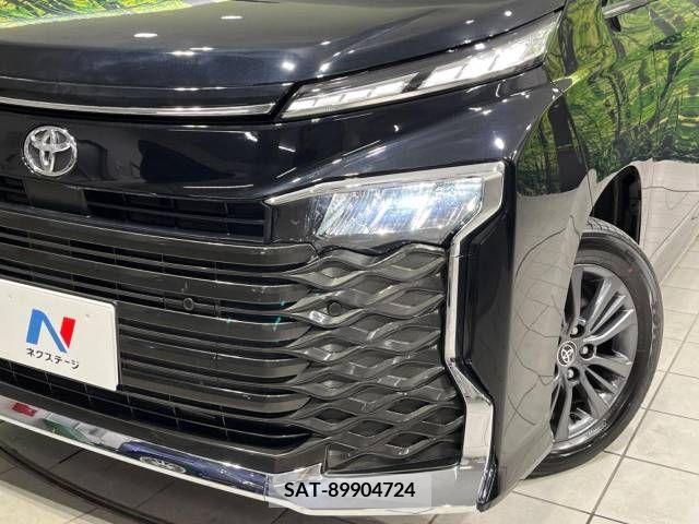 Toyota VOXY 2023-05 289280-13