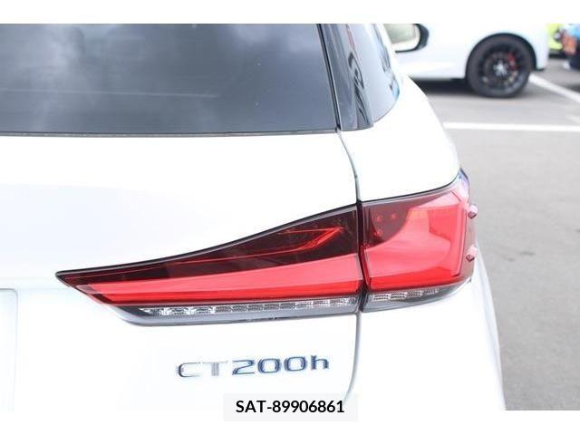 Lexus CT 2017-09 275256-11