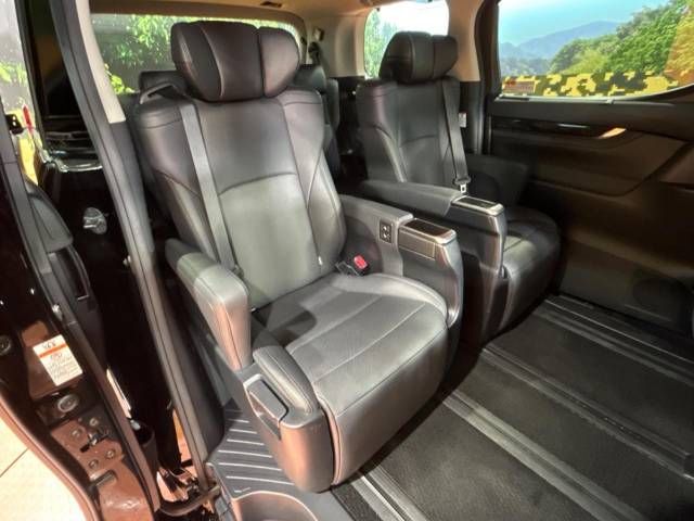 Toyota ALPHARD 2020-12 193866-9
