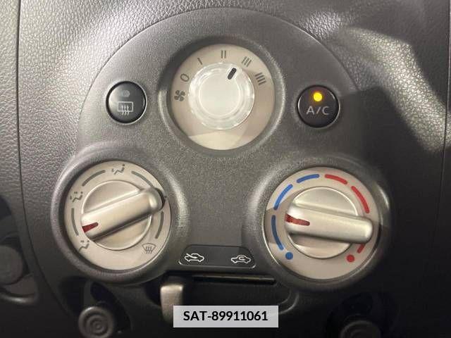Nissan CUBE 2013-07 379694-5