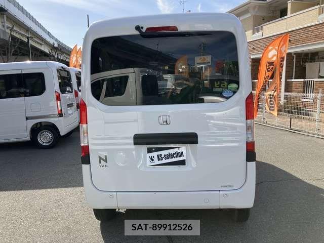 Honda N-VAN 2019-05 307943-11
