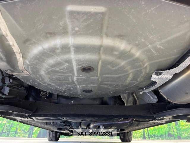 Nissan NOTE 2019-10 226936-19