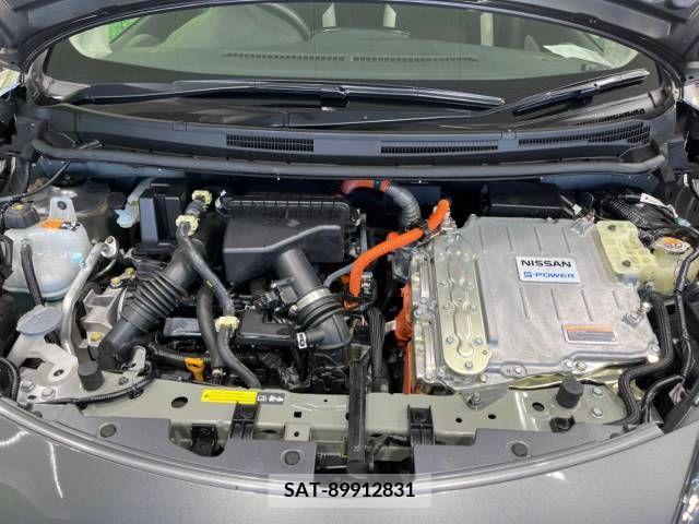 Nissan NOTE 2019-10 226936-18