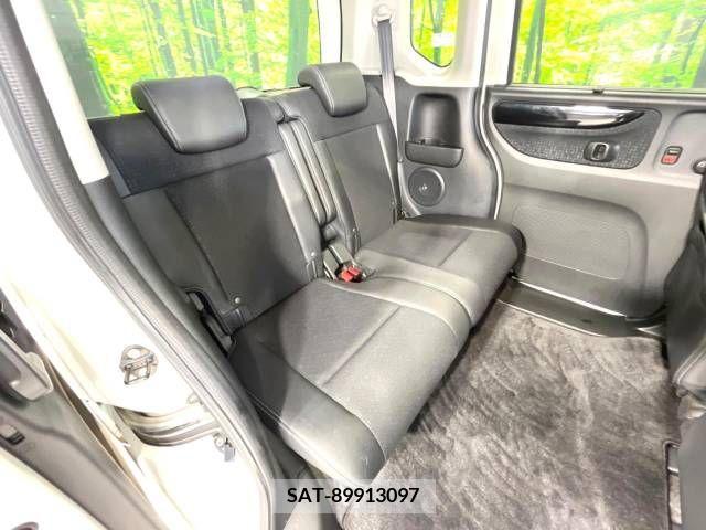 Honda N BOX CUSTOM 2015-08 306781-9