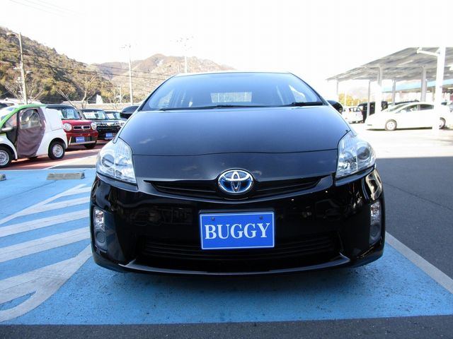 Toyota PRIUS 2011-01 3513-1