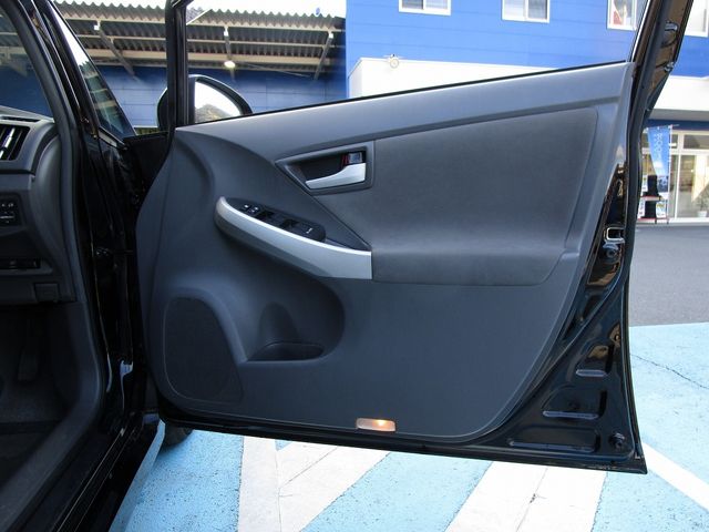 Toyota PRIUS 2011-01 3513-20
