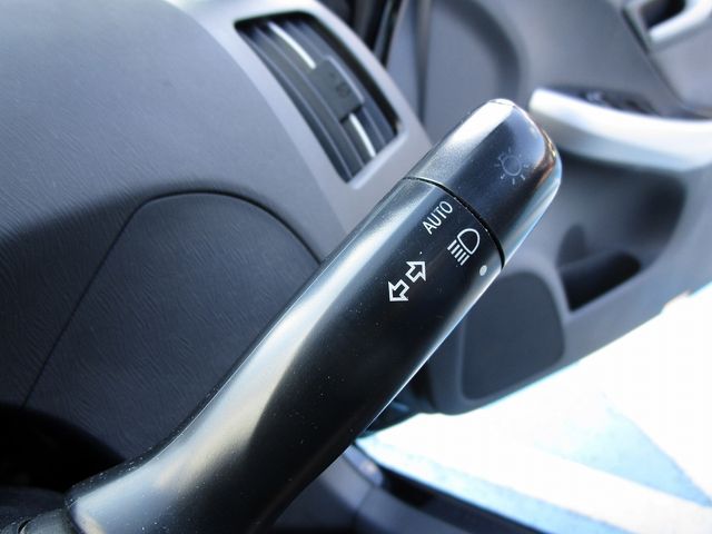 Toyota PRIUS 2011-01 3513-13