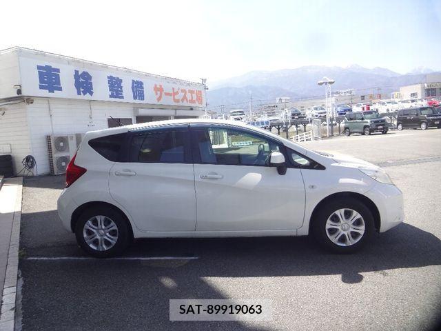 Nissan NOTE 2013-09 239057-3