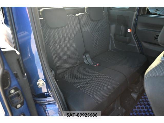 Daihatsu WAKE 2015-03 290166-11