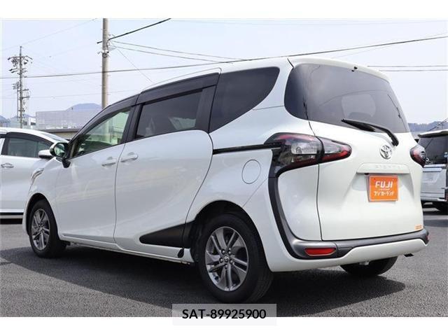 Toyota SIENTA 2018-05 247265-1