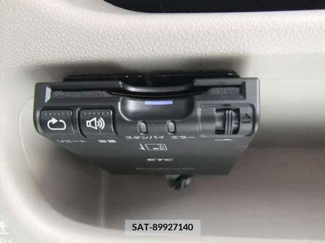 Daihatsu MOVE 2017-04 277905-9
