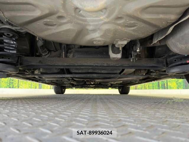 Toyota PRIUS 2014-10 375471-19