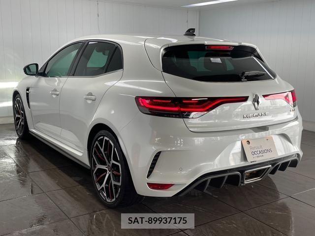 Renault MEGANE 2021-06 316973-11