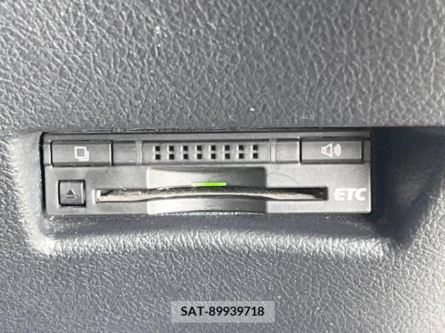 Toyota SIENTA 2016-03 313750-7