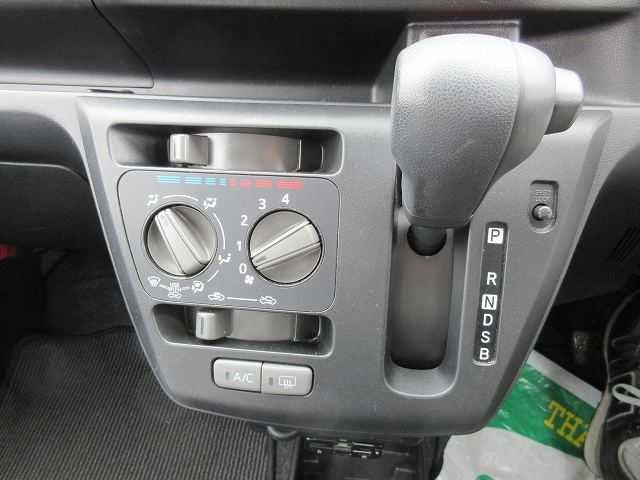 Daihatsu MIRA ES 2018-04 3201-6