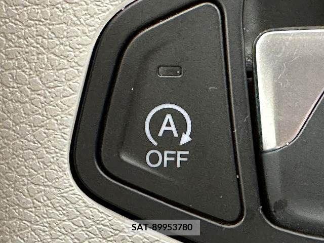 Jeep RENEGADE 2015-09 273389-14