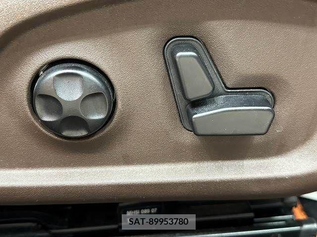 Jeep RENEGADE 2015-09 273389-6