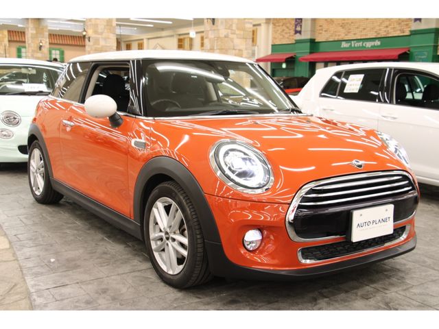 Bmw MINI 2018-11 10157-24