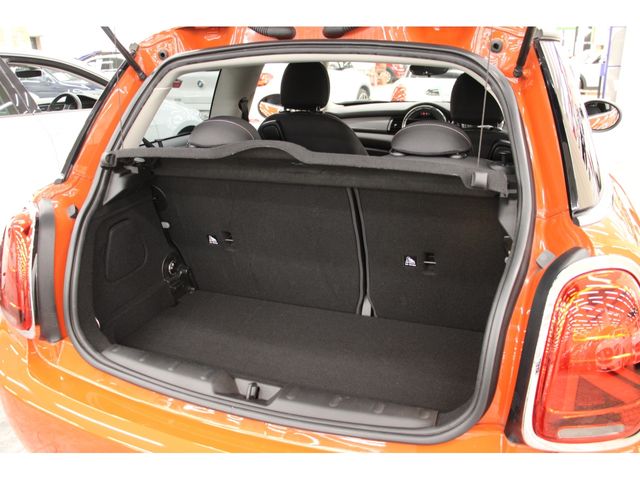 Bmw MINI 2018-11 10157-26
