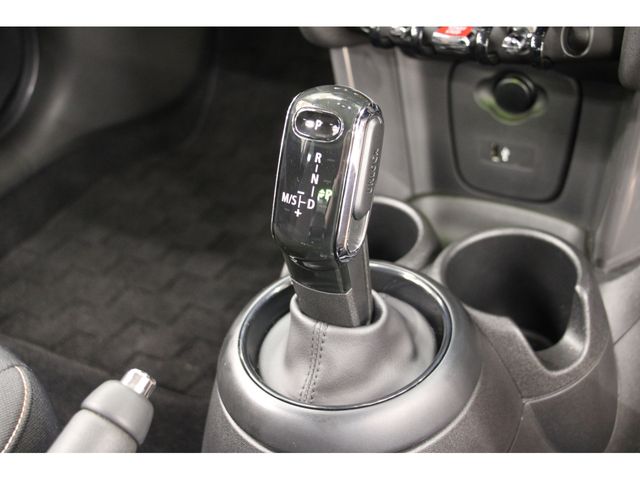 Bmw MINI 2018-11 10157-4