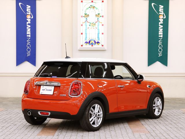 Bmw MINI 2018-11 10157-2