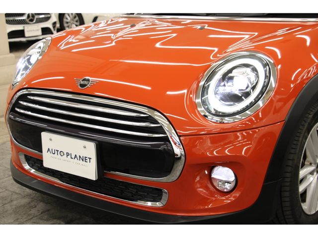 Bmw MINI 2018-11 10157-21