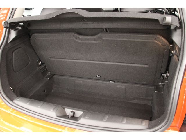 Bmw MINI 2018-11 10157-27