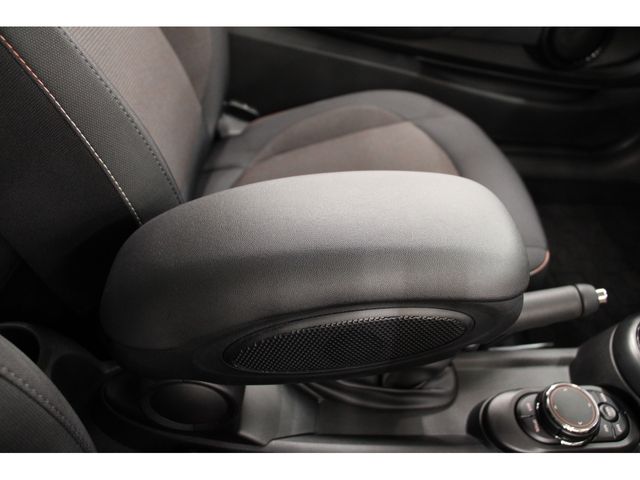 Bmw MINI 2018-11 10157-13