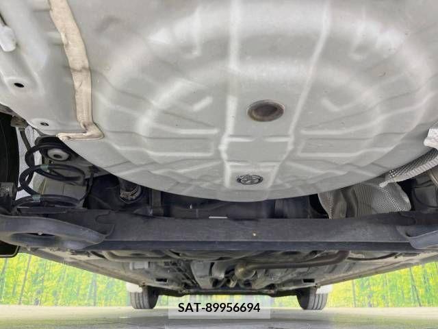 Nissan NOTE 2017-04 305380-19