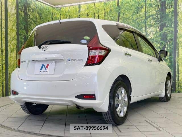Nissan NOTE 2017-04 305380-17