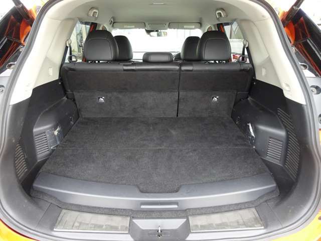 Nissan X-TRAIL 2017-05 14964-8