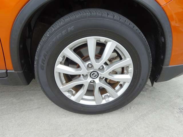 Nissan X-TRAIL 2017-05 14964-14