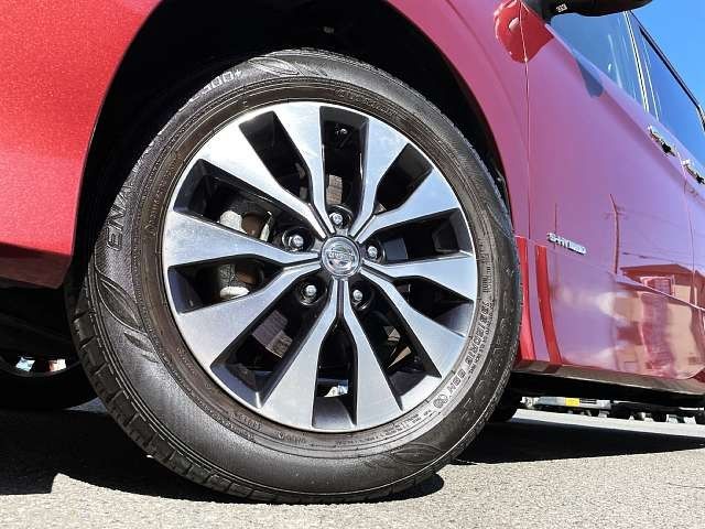 Nissan SERENA 2018-10 13240-3