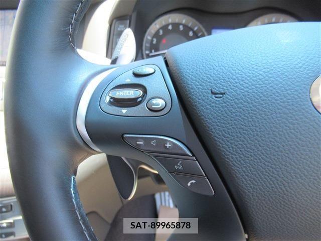 Nissan FUGA 2018-01 334244-19
