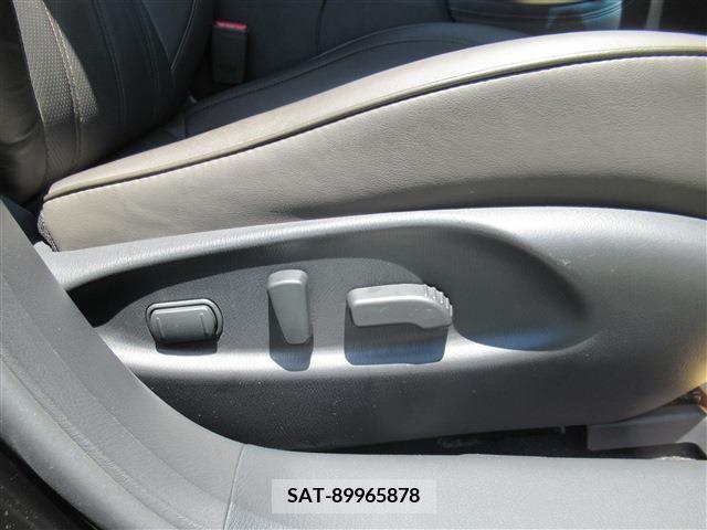 Nissan FUGA 2018-01 334244-27