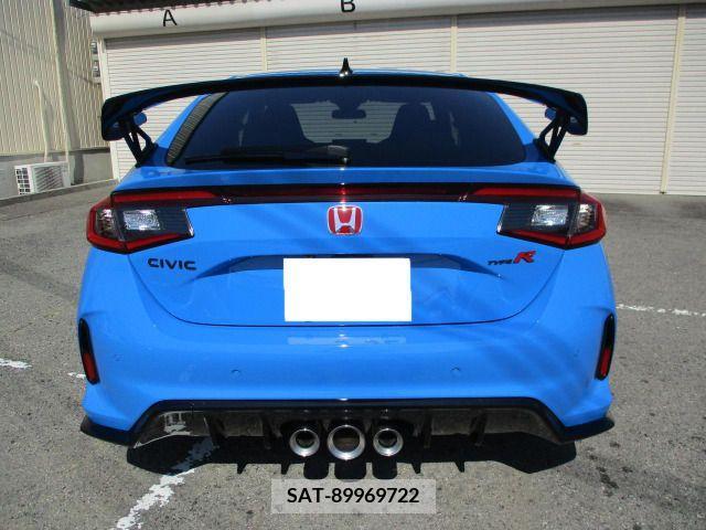 Honda CIVIC 2024-01 295642-7