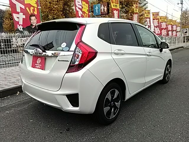 Honda FIT HYBRID 2017-03 183201-18