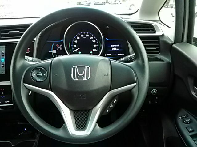 Honda FIT HYBRID 2017-03 183201-2