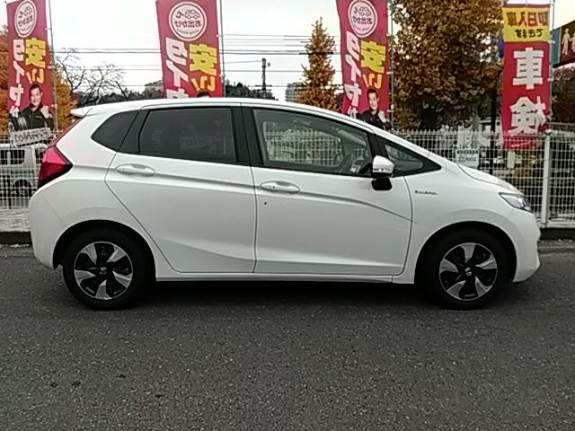 Honda FIT HYBRID 2017-03 183201-16