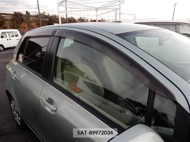 Toyota VITZ 2007-02 207070-8