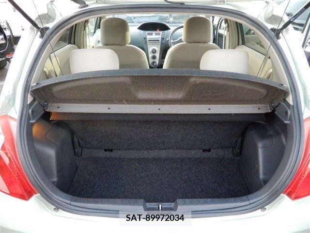 Toyota VITZ 2007-02 207070-4
