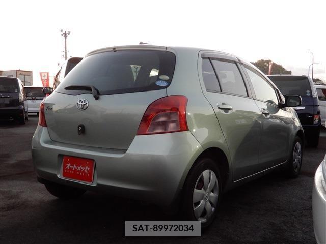 Toyota VITZ 2007-02 207070-1