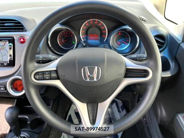 Honda FIT 2013-08 390833-13